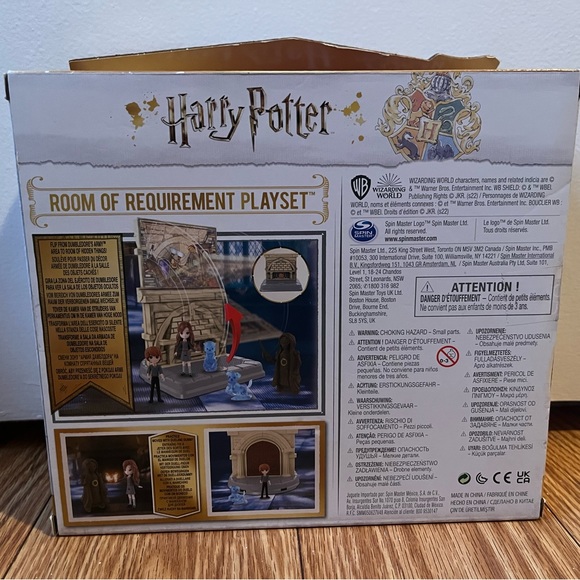 LOT BRAND NEW Harry Potter Room of Requirement playset & Hallmark Ornament - Picture 4 of 12